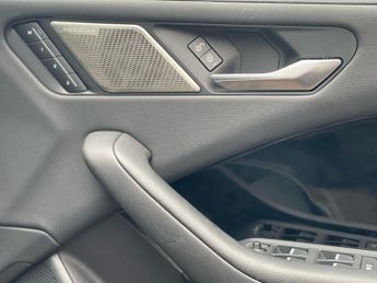 Jaguar I-PACE 400 90kWh SE Auto 4WD 5dr