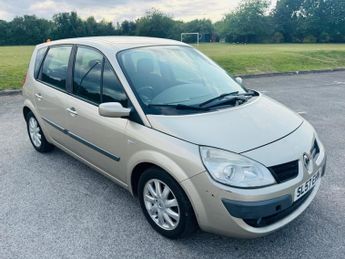 Renault Scenic 1.6 VVT Dynamique 5dr