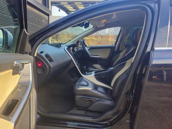 Volvo XC60 2.4 D5 R-Design Geartronic AWD Euro 4 5dr