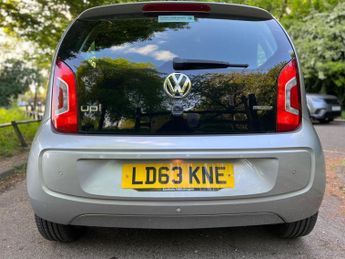 Volkswagen up! 1.0 BlueMotion Tech High up! Euro 5 (s/s) 5dr