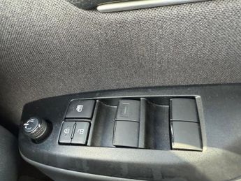 MAZDA MAZDA 2 HYBRID CENTRE-LINE