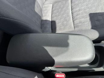 MAZDA MAZDA 2 HYBRID CENTRE-LINE