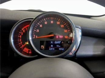 MINI Hatch 1.5 Cooper Classic Euro 6 (s/s) 3dr
