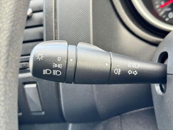 Renault Trafic 2.0 dCi ENERGY 30 Business LWB Euro 6 (s/s) 5dr (9 Seat)