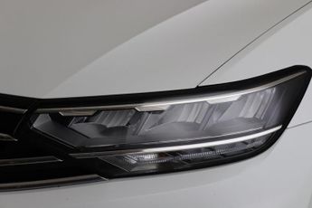 Volkswagen Passat 1.4 TSI 13kWh GTE DSG Euro 6 (s/s) 5dr