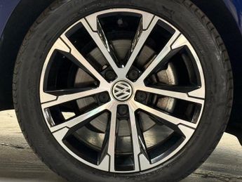 Volkswagen Golf 2.0 TDI Style DSG Euro 6 (s/s) 5dr