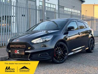 Ford Focus 2.0T EcoBoost ST-3 Euro 6 (s/s) 5dr