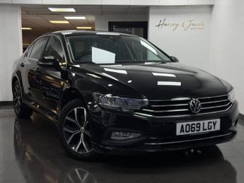Volkswagen Passat 2.0 TDI EVO SEL DSG Euro 6 (s/s) 4dr