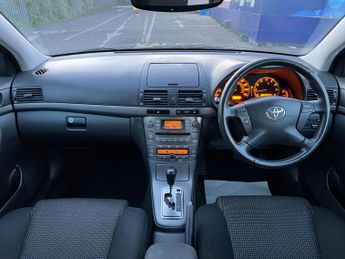Toyota Avensis 1.8 VVT-i T3-X 4dr