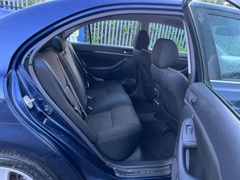Toyota Avensis 1.8 VVT-i T3-X 4dr