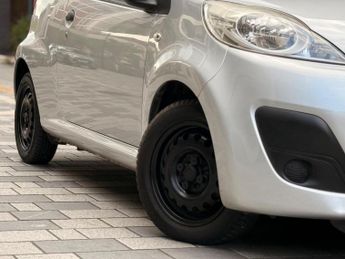 Peugeot 107 1.0 12V Access Euro 5 3dr