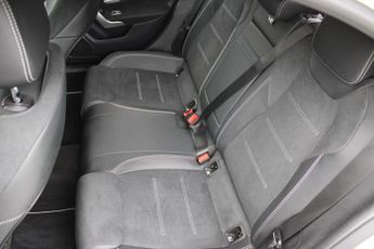 Mercedes-Benz A Class 1.3 A250e 15.6kWh AMG Line Edition (Premium Plus) 8G-DCT Euro 6 