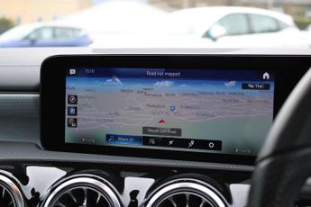 Mercedes-Benz A Class 1.3 A250e 15.6kWh AMG Line Edition (Premium Plus) 8G-DCT Euro 6 