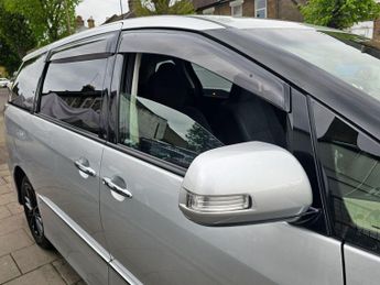 Toyota Estima 2.4 Petrol Hybrid