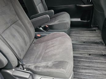Toyota Estima 2.4 Petrol Hybrid
