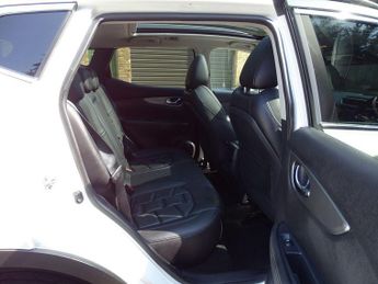 Nissan Qashqai 1.3 DIG-T N-Motion DCT Auto Euro 6 (s/s) 5dr