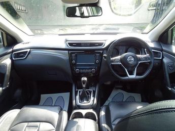 Nissan Qashqai 1.3 DIG-T N-Motion DCT Auto Euro 6 (s/s) 5dr
