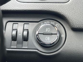 Vauxhall Insignia 1.6 CDTi ecoFLEX Design Nav Euro 6 (s/s) 5dr