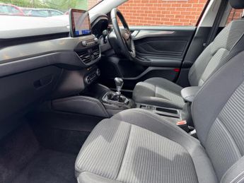 Ford Focus 1.0T EcoBoost Titanium Euro 6 (s/s) 5dr