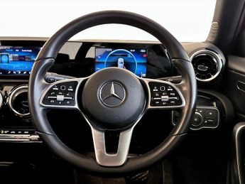 Mercedes-Benz A Class 1.3 A200 Sport 7G-DCT Euro 6 (s/s) 4dr