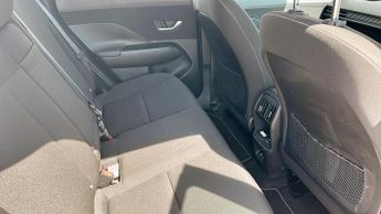 Hyundai Kona 65kWh Advance 5dr Automatic