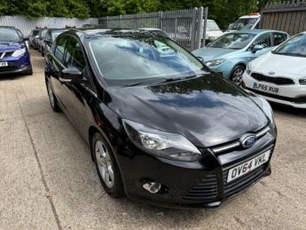 Ford Focus 1.6 Zetec Navigator Powershift Euro 5 5dr