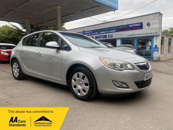 Vauxhall Astra 1.6 16v Exclusiv Euro 5 5dr