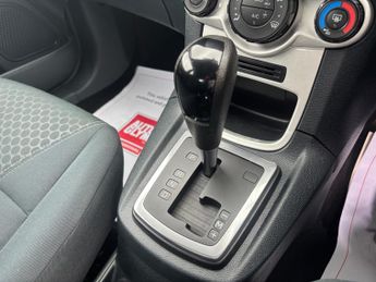 Ford Fiesta 1.4 Zetec 5dr