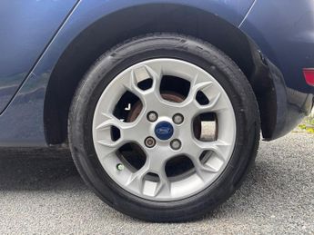 Ford Fiesta 1.4 Zetec 5dr