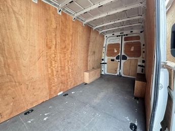 Volkswagen Crafter 2.0 TDI CR35 Trendline FWD LWB High Roof Euro 6 (s/s) 5dr
