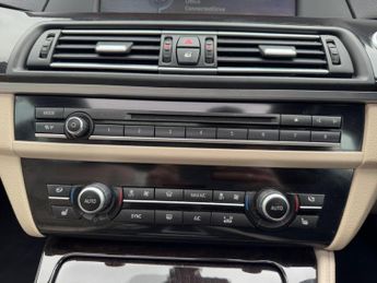 BMW 5 Series 4.4 550i V8 M Sport Auto Euro 5 4dr
