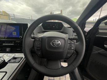 Toyota Bz4X PURE