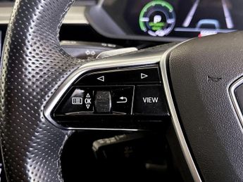 Audi e-tron 50 Black Edition Auto quattro 5dr 71.2kWh (11kW Charger)