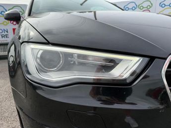 Audi A3 2.0 TDI S line S Tronic Euro 6 (s/s) 3dr (Nav)