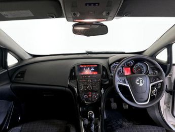 Vauxhall Astra GTC 1.4i Turbo SRi Euro 6 (s/s) 3dr