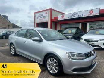Volkswagen Jetta 1.6 TDI BlueMotion Tech SE DSG Euro 5 (s/s) 4dr