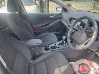 Hyundai IONIQ 1.6 h-GDi Premium DCT Euro 6 (s/s) 5dr