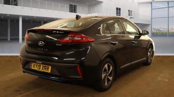Hyundai IONIQ 1.6 h-GDi Premium DCT Euro 6 (s/s) 5dr