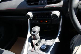 Toyota RAV4 2.5 VVT-h 18.1 kWh Dynamic CVT 4WD Euro 6 (s/s) 5dr
