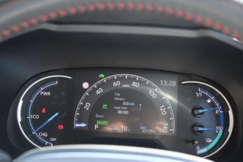 Toyota RAV4 2.5 VVT-h 18.1 kWh Dynamic CVT 4WD Euro 6 (s/s) 5dr