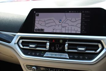 BMW 3 Series 2.0 330e 12kWh M Sport Touring Auto Euro 6 (s/s) 5dr
