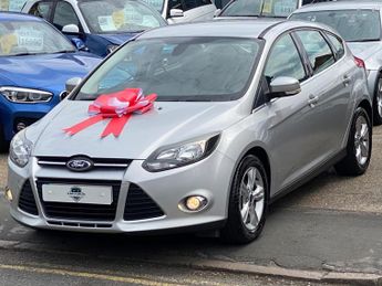 Ford Focus 1.6 Zetec Powershift Euro 5 5dr
