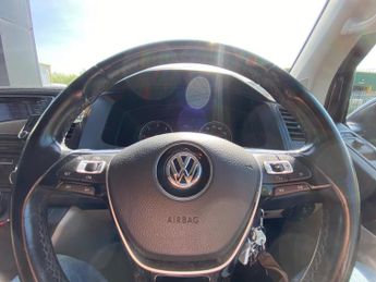 Volkswagen Transporter Sportline 2.0 BiTDI T32 BlueMotion Tech Sportline Crew Van DSG LWB Euro 6 