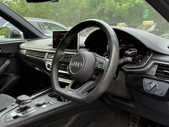Audi A4 Avant 2.0 TFSI Black Edition S Tronic Euro 6 (s/s) 5dr