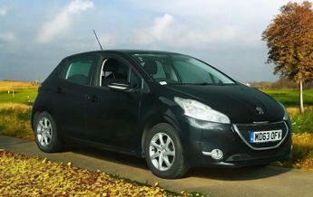 Peugeot 208 1.2 VTi Active Euro 5 5dr