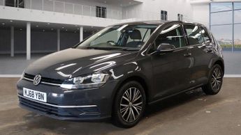 Volkswagen Golf TDi 1.6 TDI SE Nav DSG Euro 6 (s/s) 5dr