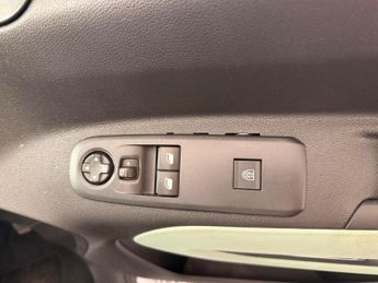 Citroen e-Berlingo 50kWh Feel XL Auto 5dr (7.4kW Charger)