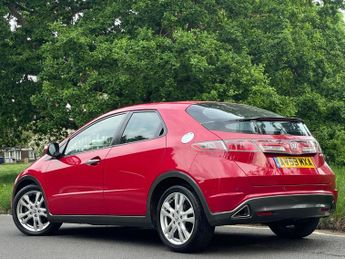 Honda Civic 1.8 i-VTEC ES 5dr