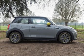 MINI Electric Hatch Cooper SE 32.6kWh Level 2 Auto 3dr