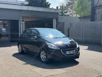 Peugeot 208 1.2 VTi Access+ Euro 5 5dr